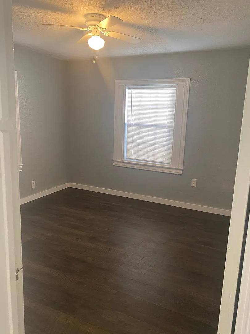 House for rent at 315 E Pipkin St, Beaumont, TX 77705