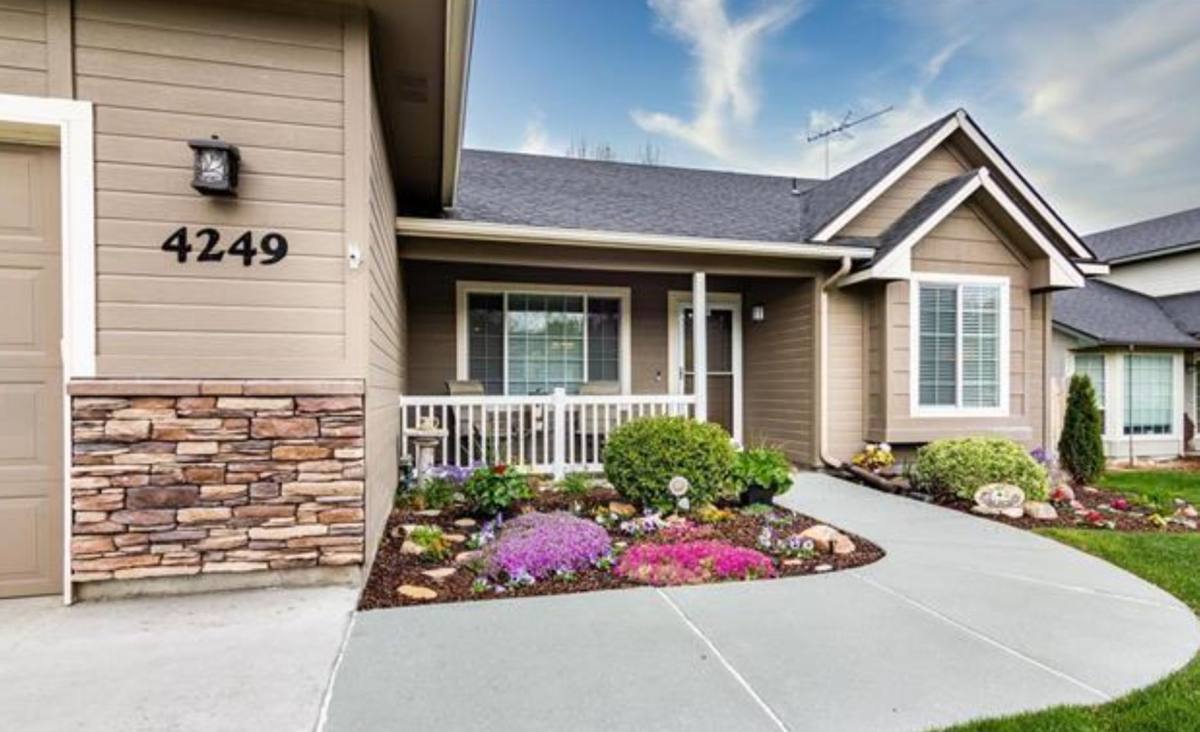 House for rent at 4249 E Lochsa River Dr, Nampa, ID 83686