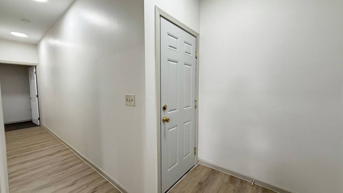 Apartment for rent at 698-700 Broad St, Hartford, CT 06106