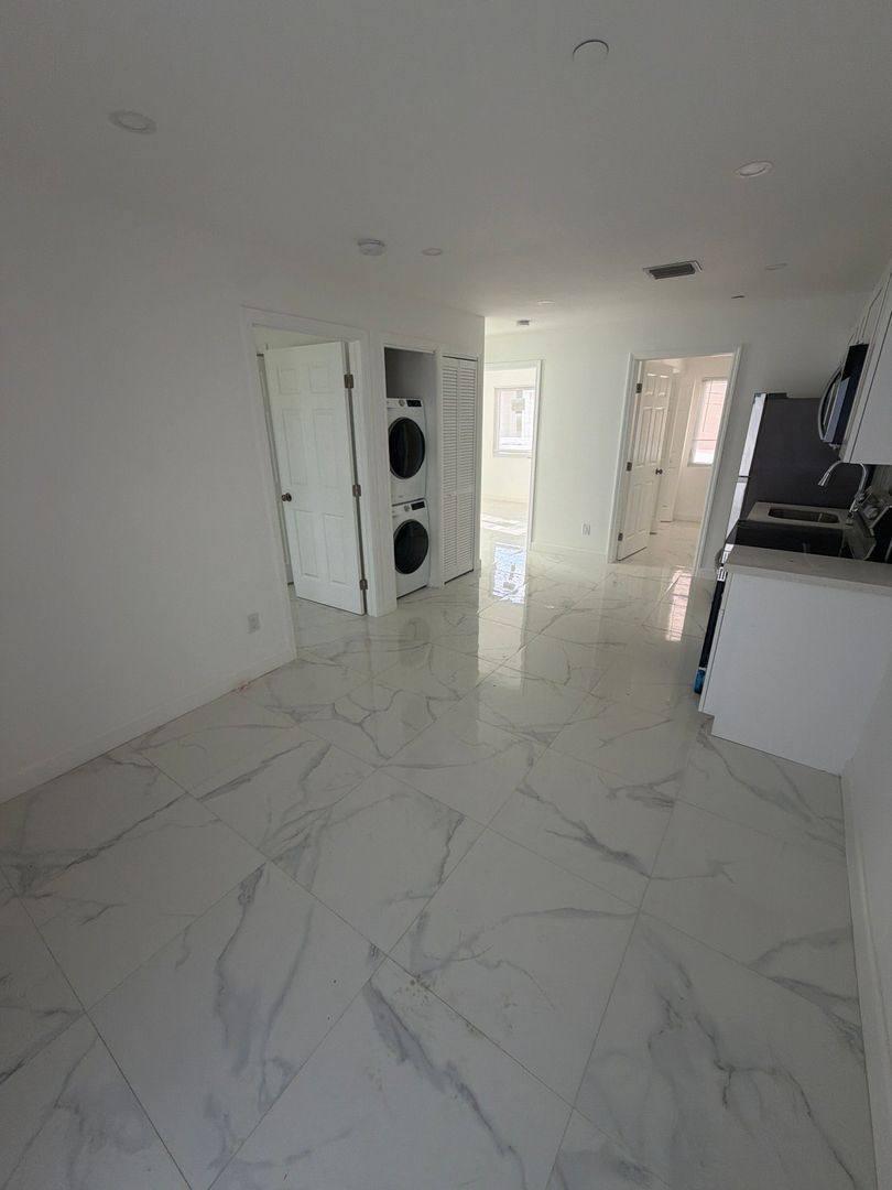 Apartment for rent at 729 SW 3rd St Catalina's Properties, Miami, FL 33130