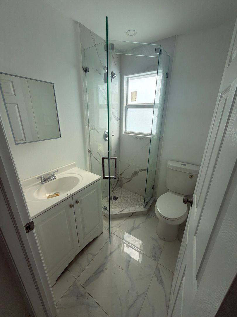 Apartment for rent at 729 SW 3rd St Catalina's Properties, Miami, FL 33130