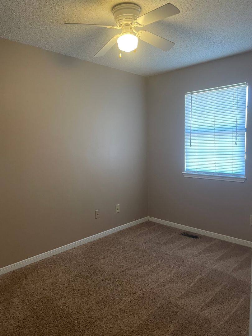 Apartment for rent at 109 Ward Ave SW, Cullman, AL 35055