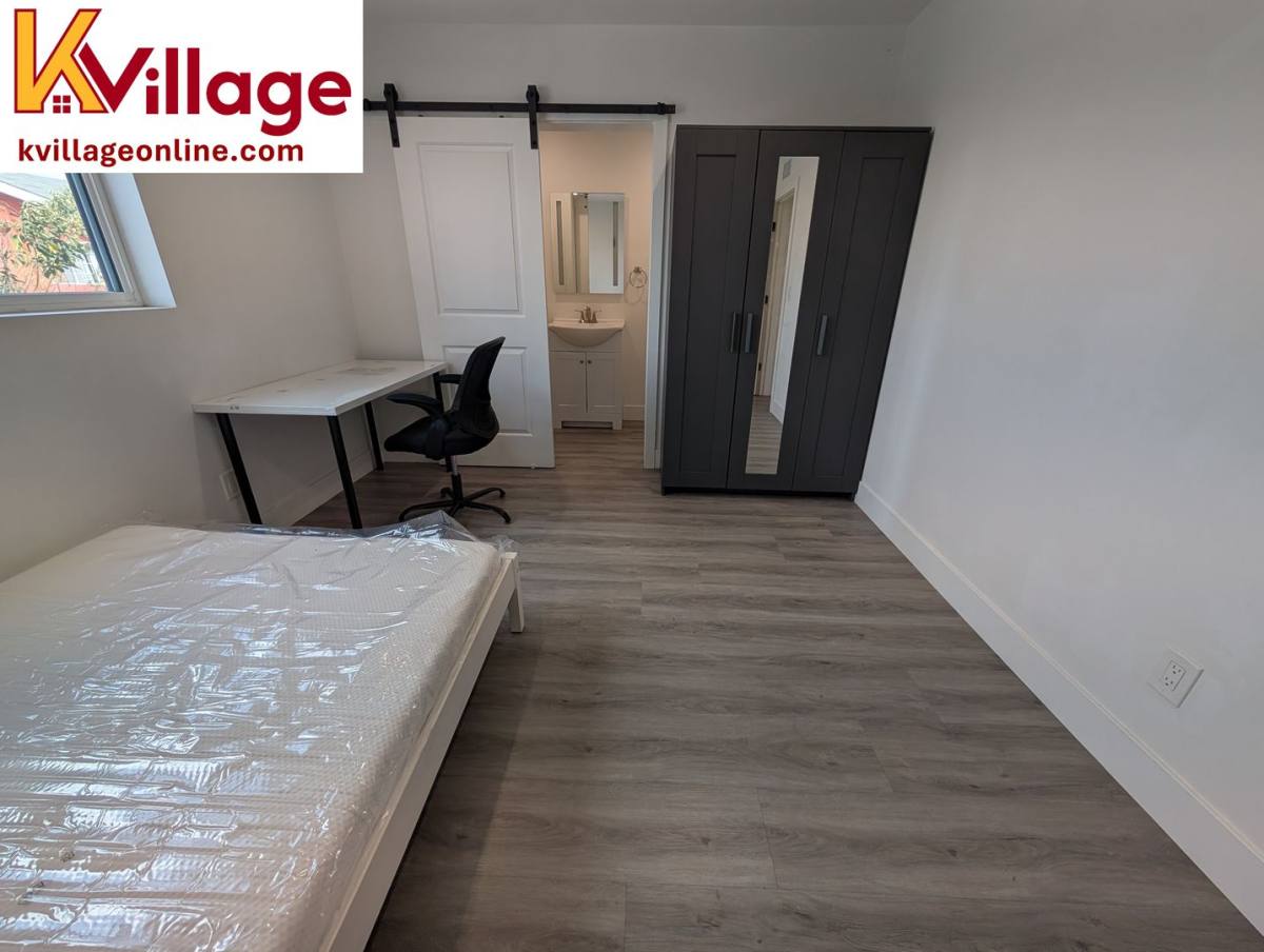 Apartment for rent at 3711 1 2 Halldale Ave, Los Angeles, CA 90018