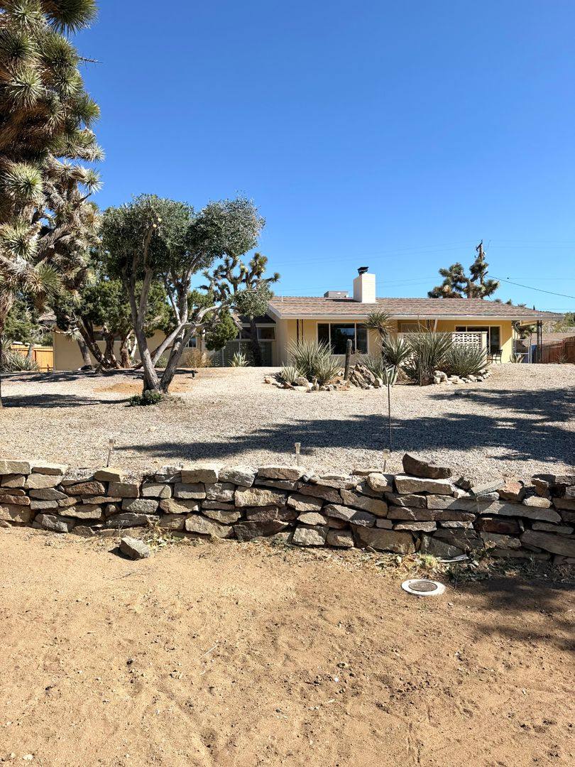 House for rent at 56615 Bonanza Dr, Yucca Valley, CA 92284