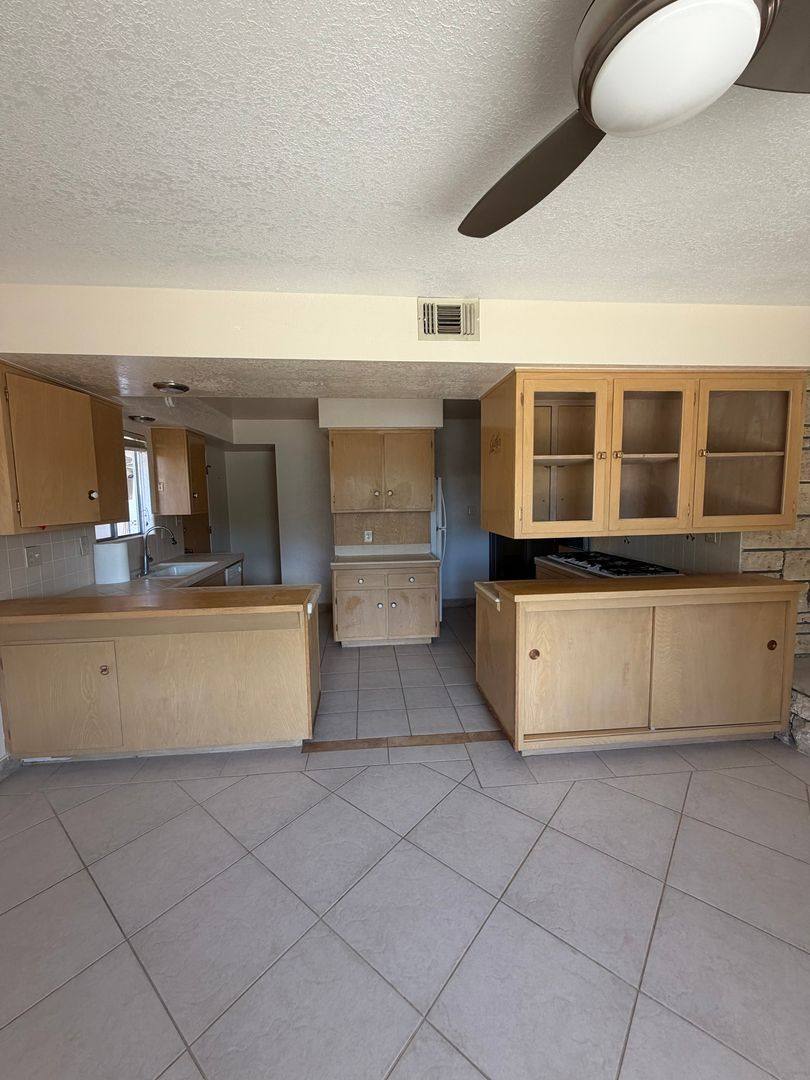 House for rent at 56615 Bonanza Dr, Yucca Valley, CA 92284