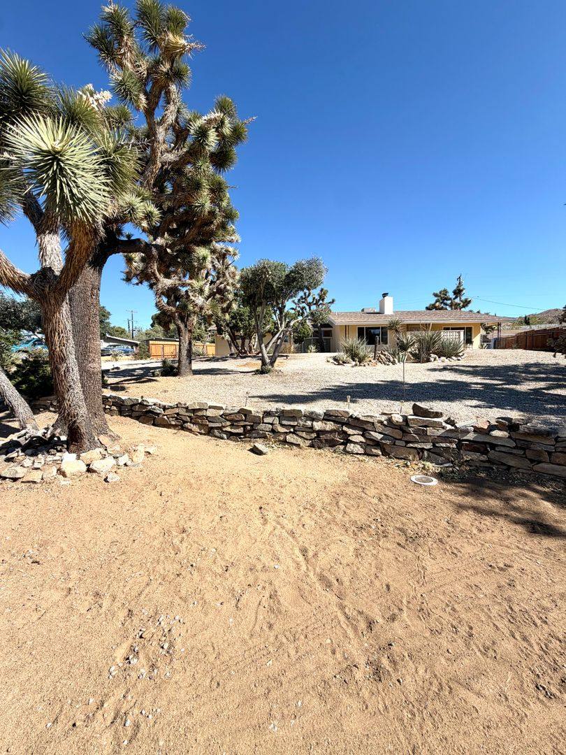 House for rent at 56615 Bonanza Dr, Yucca Valley, CA 92284