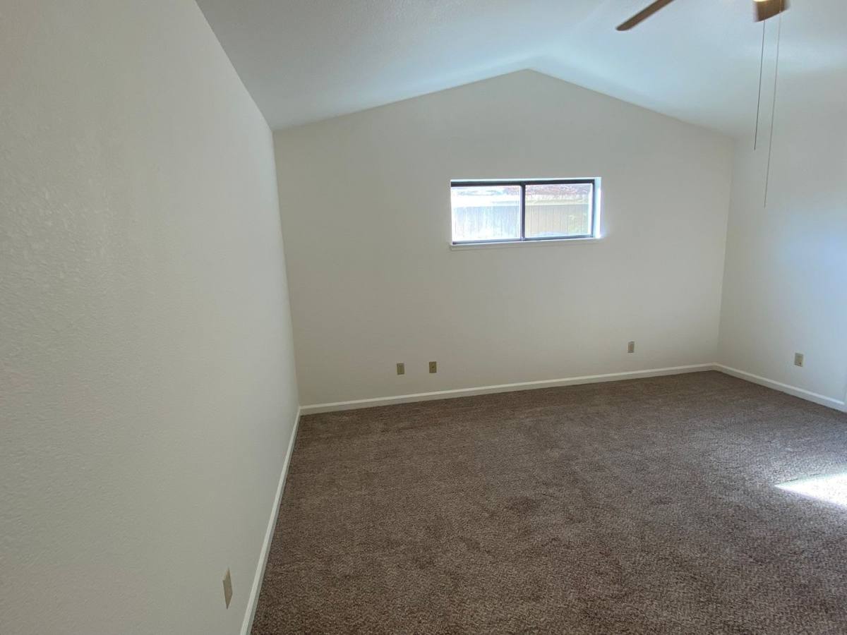 House for rent at 110 Castlemont Dr, Grass Valley, CA 95945