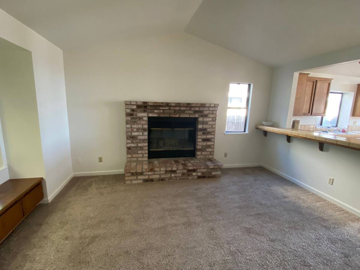 House for rent at 110 Castlemont Dr, Grass Valley, CA 95945