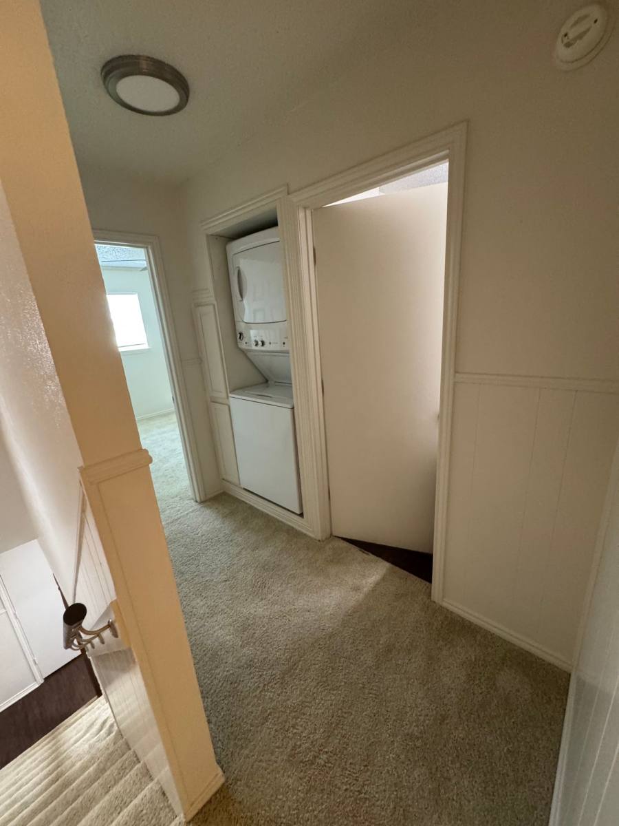 Townhouse for rent at 405 McMillain St, Joshua, TX 76058
