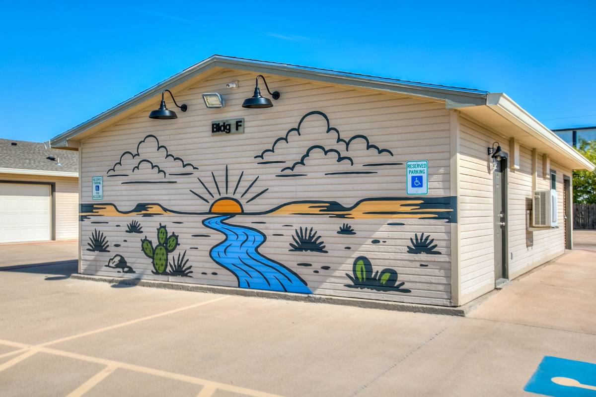 Apartment for rent at 350 W Ave, San Angelo, TX 76903