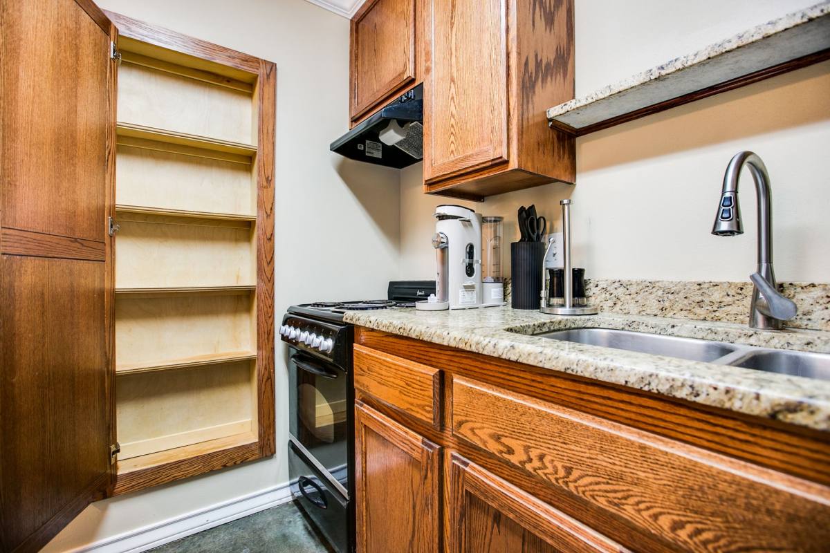 Apartment for rent at 350 W Ave, San Angelo, TX 76903
