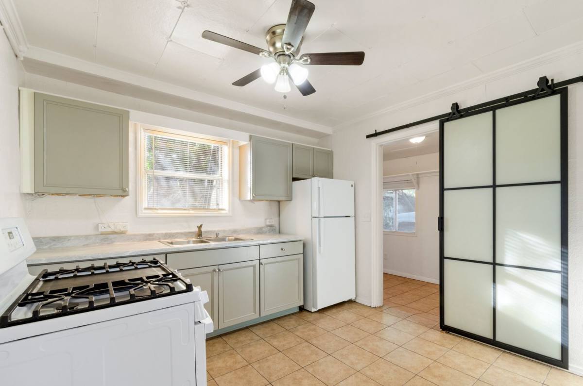 Apartment for rent at 3715 E Glenn, Tucson, AZ 85716