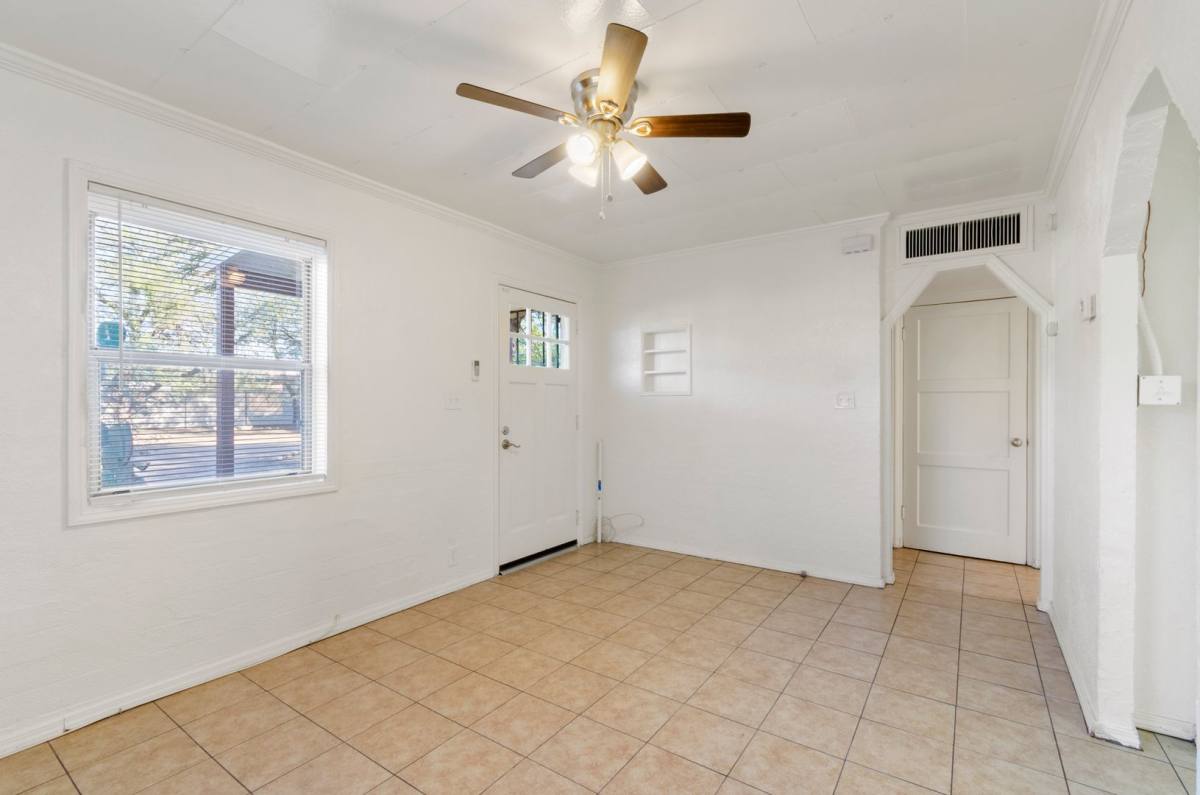 Apartment for rent at 3715 E Glenn, Tucson, AZ 85716