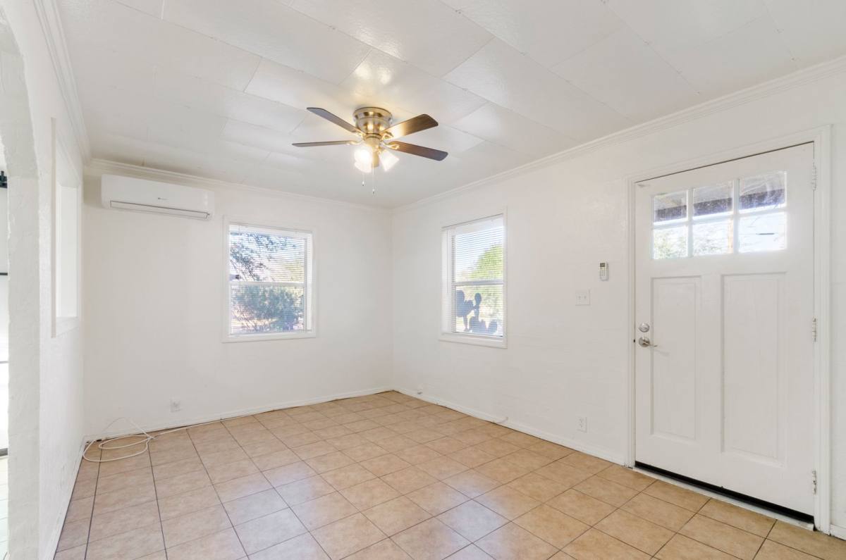Apartment for rent at 3715 E Glenn, Tucson, AZ 85716