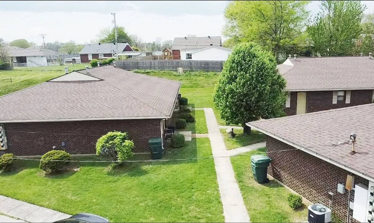 Apartment for rent at 914 915 921 922 926 Peppertree Lane, Owensboro, KY 42303