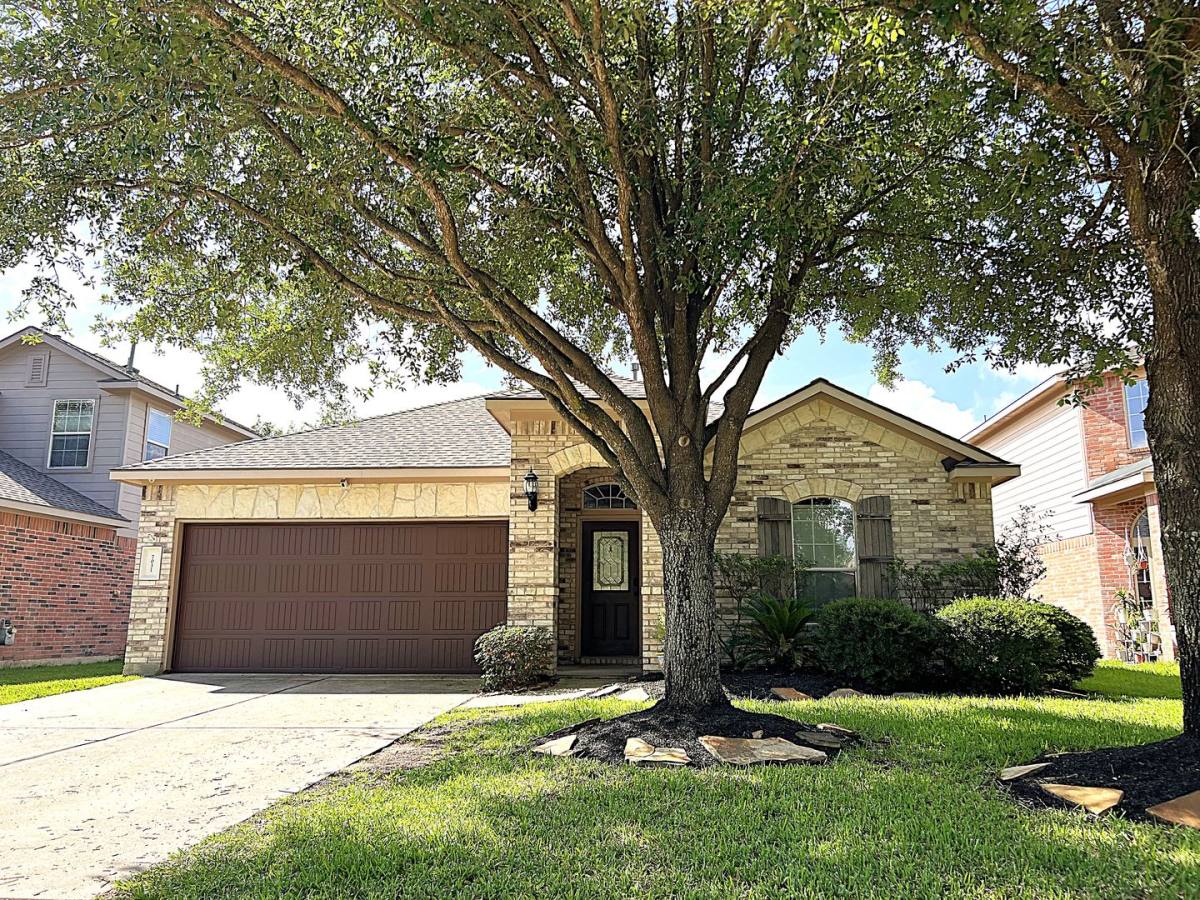 House for rent at 7031 Windy Run Court, Spring, TX 77379
