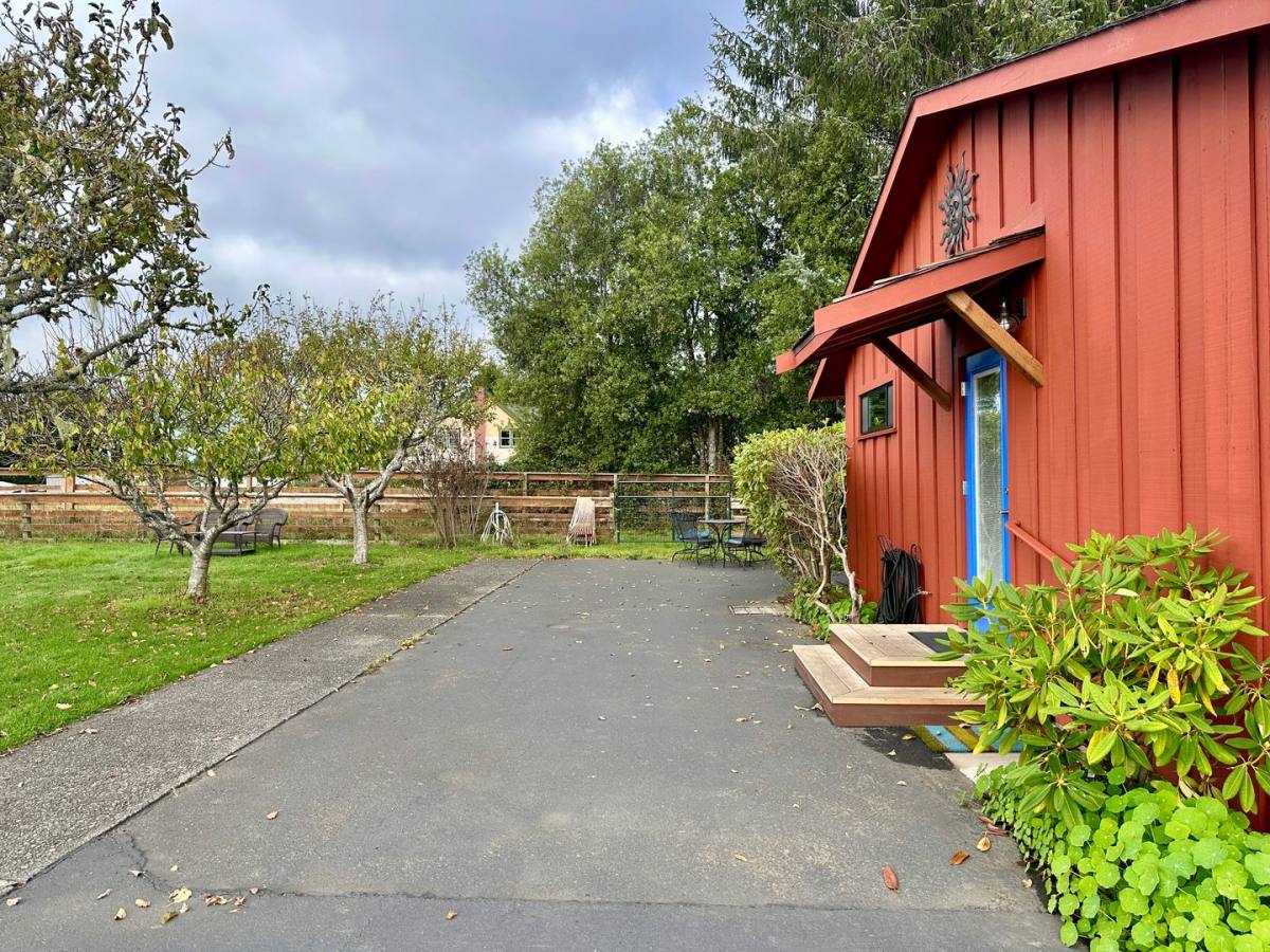 House for rent at 732 Hunts Dr, McKinleyville, CA 95519