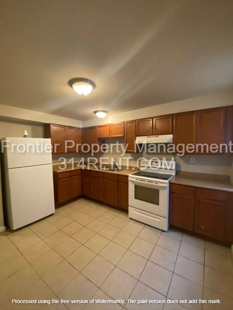 Apartment for rent at 4130 Minnesota, Saint Louis, MO 63118