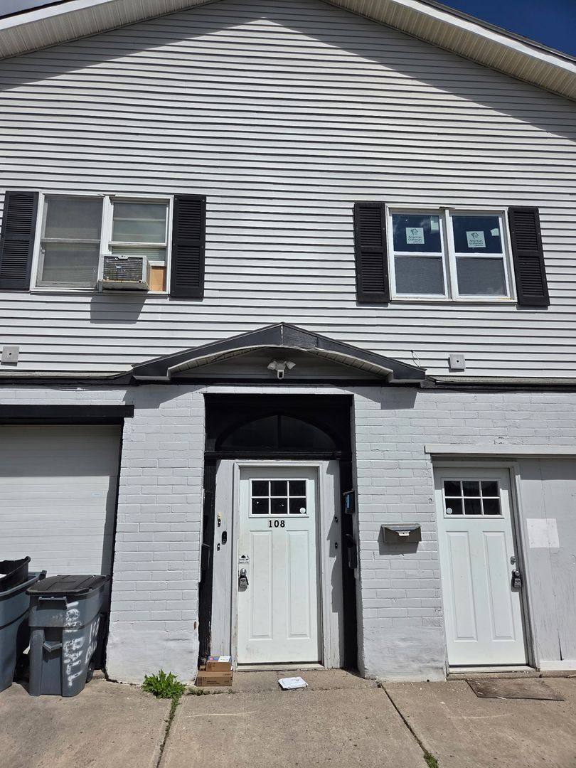 Apartment for rent at 108 Ball St, East Syracuse, NY 13057