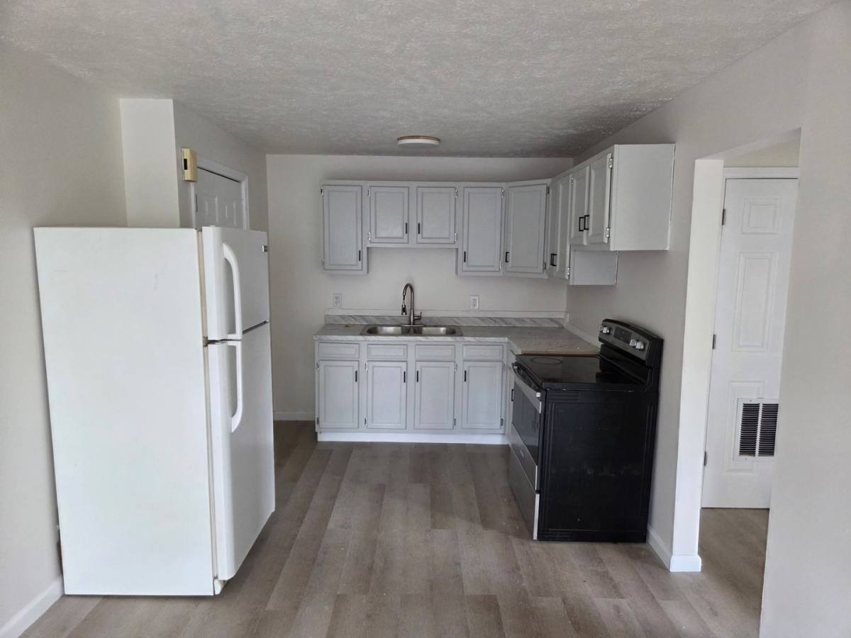 Apartment for rent at 108 Ball St, East Syracuse, NY 13057