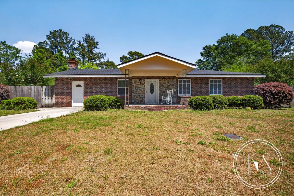 House for rent at 113 Elm St, Claxton, GA 30417