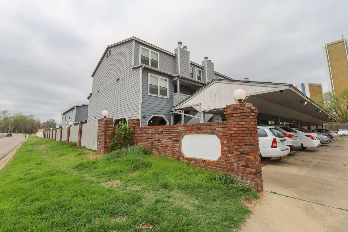 Apartment for rent at 2433 E 87th St, Tulsa, OK 74137