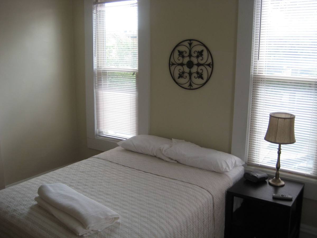 Apartment for rent at 664 Kerr St, Columbus, OH 43215