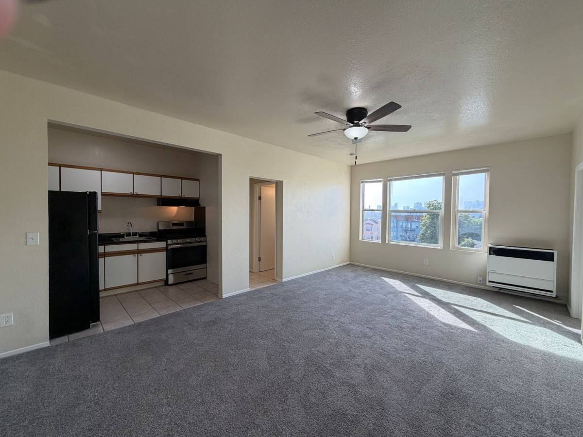 Apartment for rent at 629 E 19th St, Oakland, CA 94606