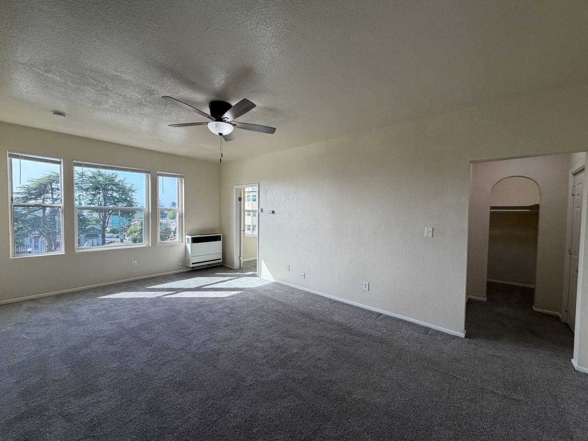 Apartment for rent at 629 E 19th St, Oakland, CA 94606