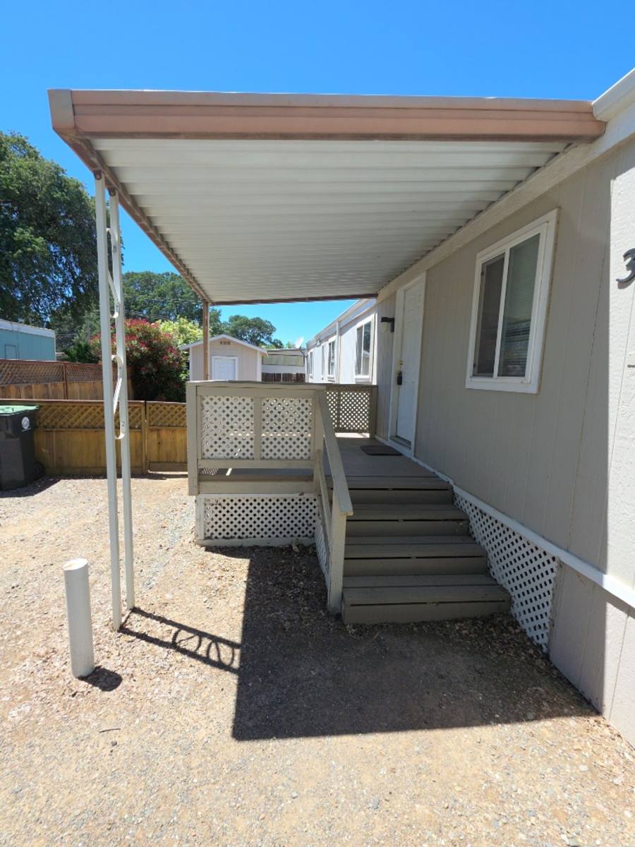 Apartment for rent at 3327 Green Ave, Clearlake, CA 95422