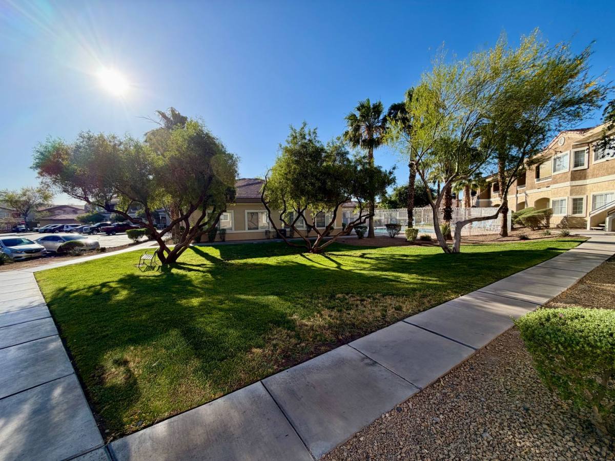 Condo for rent at 833 Aspen Peak Loop, Henderson, NV 89011