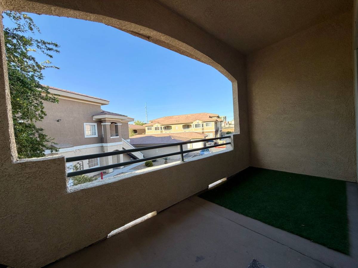 Condo for rent at 833 Aspen Peak Loop, Henderson, NV 89011