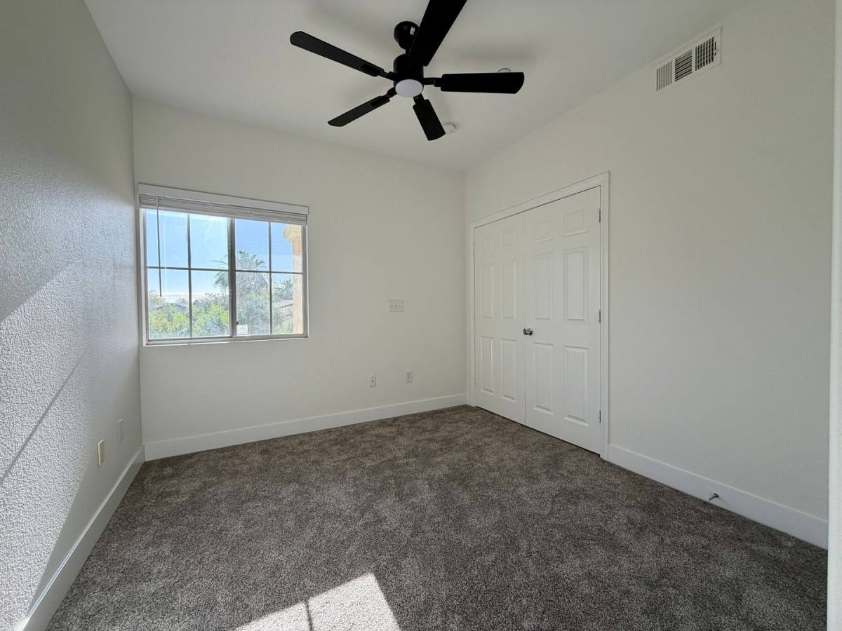 Condo for rent at 833 Aspen Peak Loop, Henderson, NV 89011