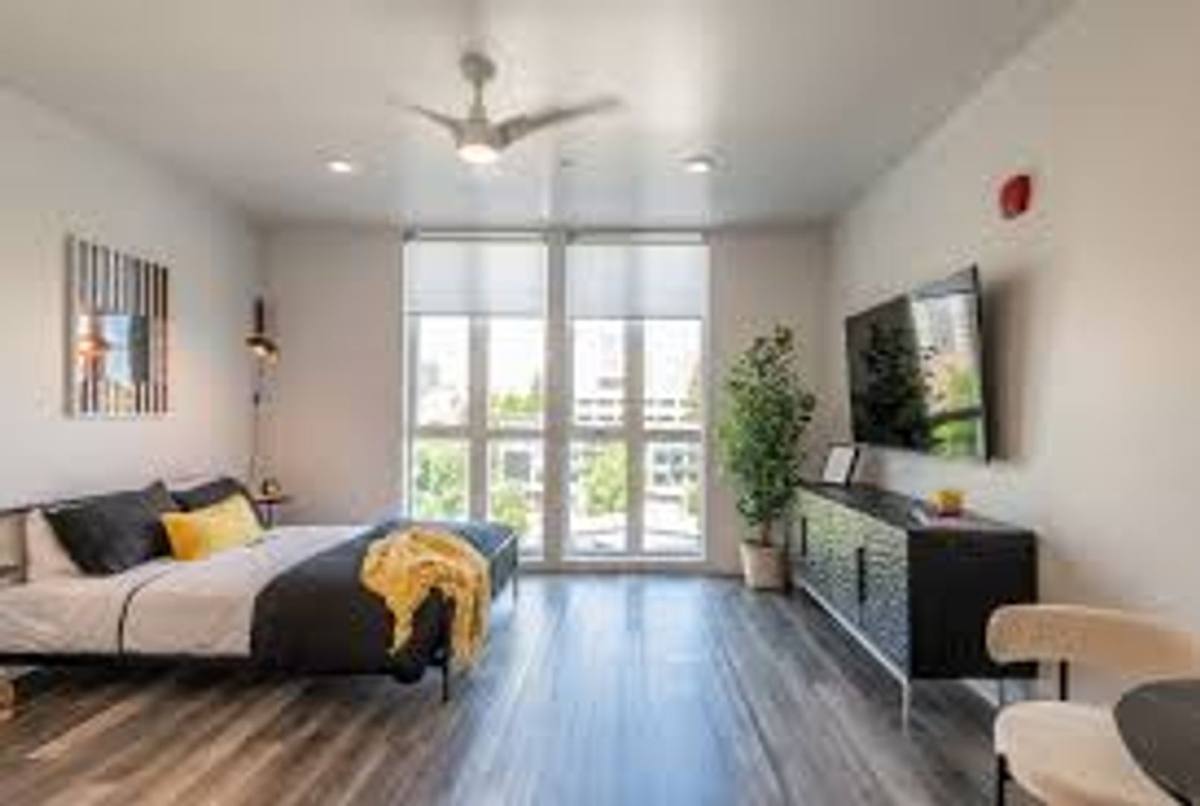 Apartment for rent at 1026 17th St, Sacramento, CA 95814