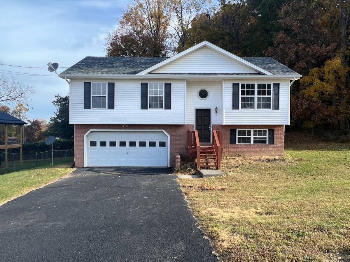 House for rent at 129 Meadowlark Dr, Jonesborough, TN 37659
