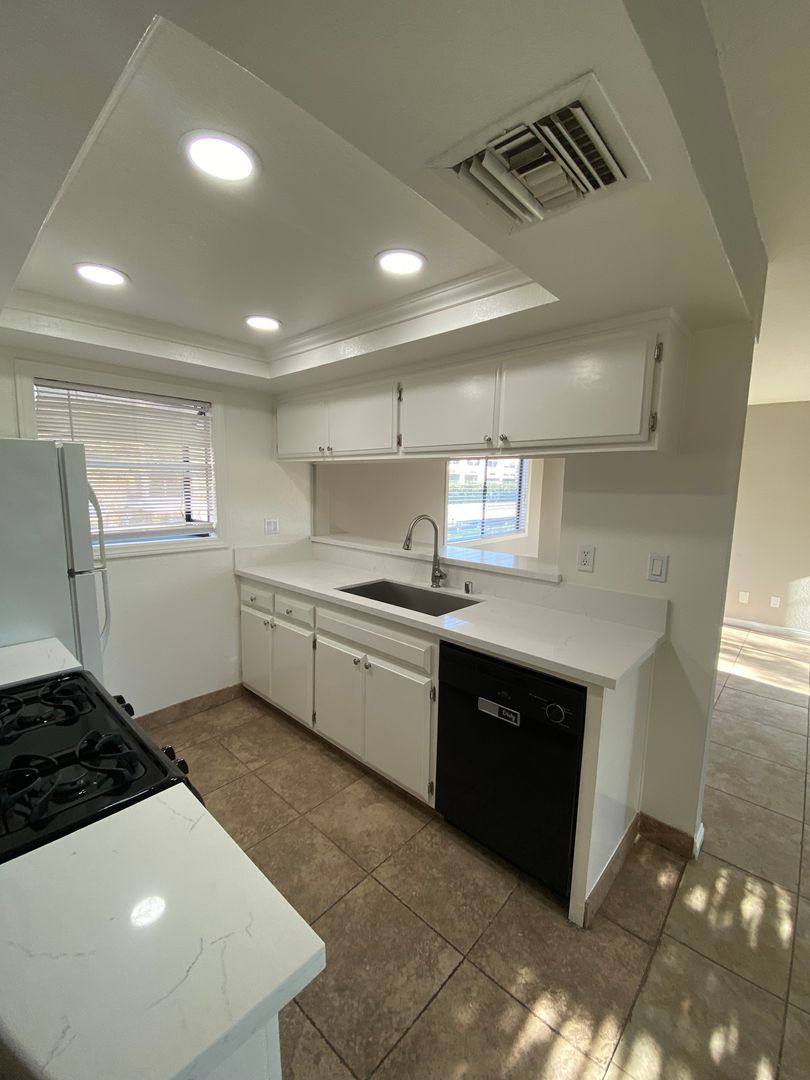 Apartment for rent at 1829 Patricia Ave, Simi Valley, CA 93065