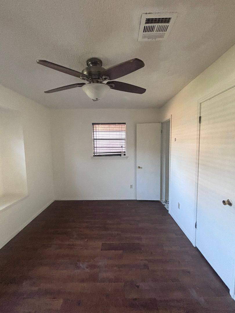 House for rent at 1052 NW 7th Place, Oklahoma City, OK 73160