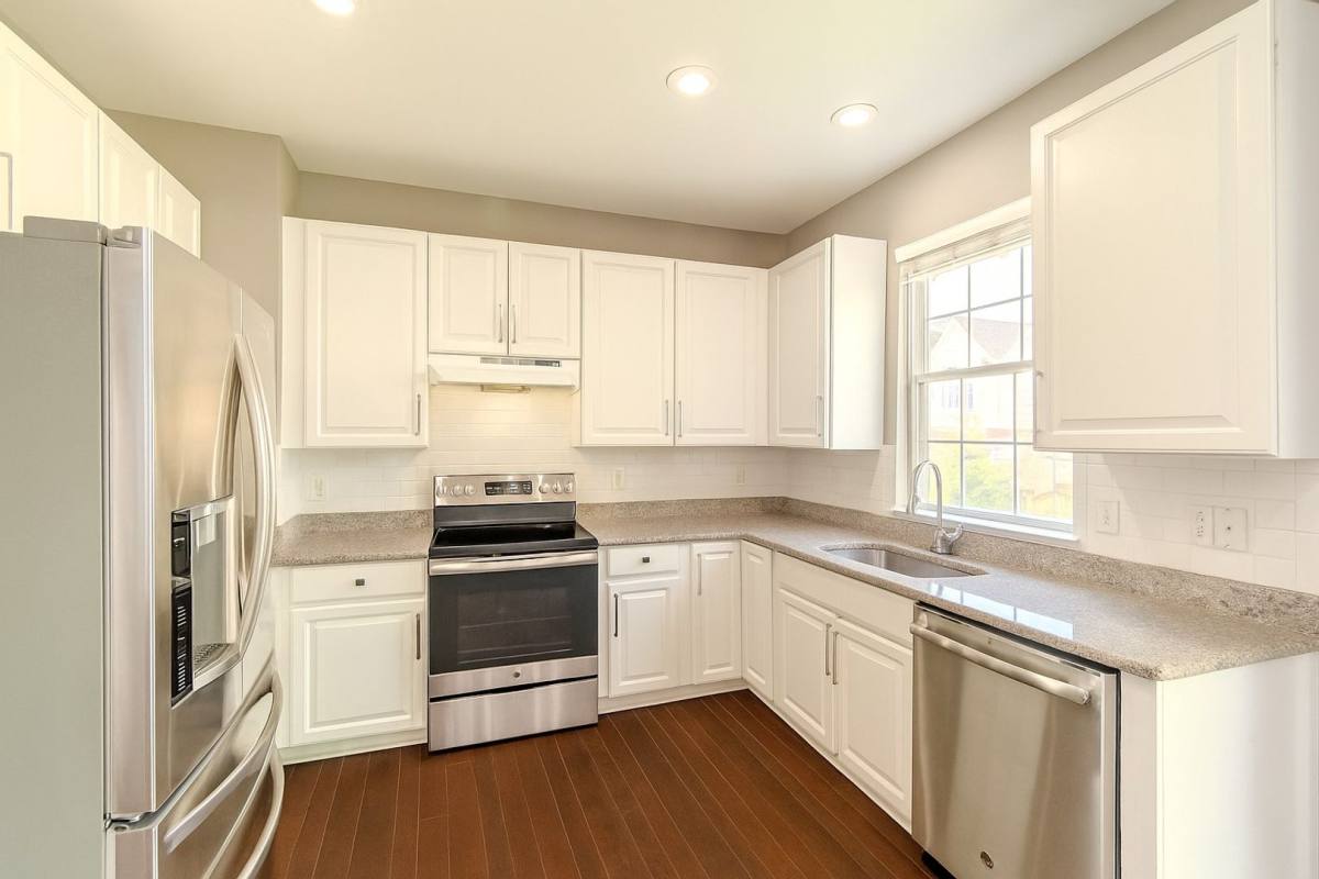 Townhouse for rent at 41859 Mitchell Rd, Novi, MI 48377