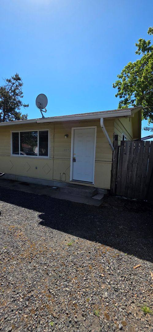 Apartment for rent at 447 S 13th, Scappoose, OR 97056