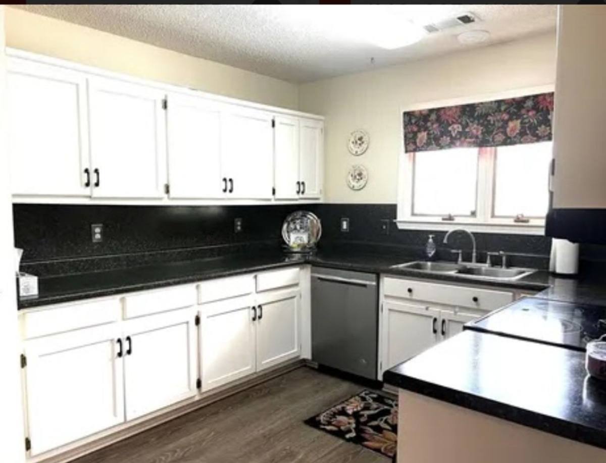 House for rent at 928 Running Brook Dr, Prattville, AL 36066