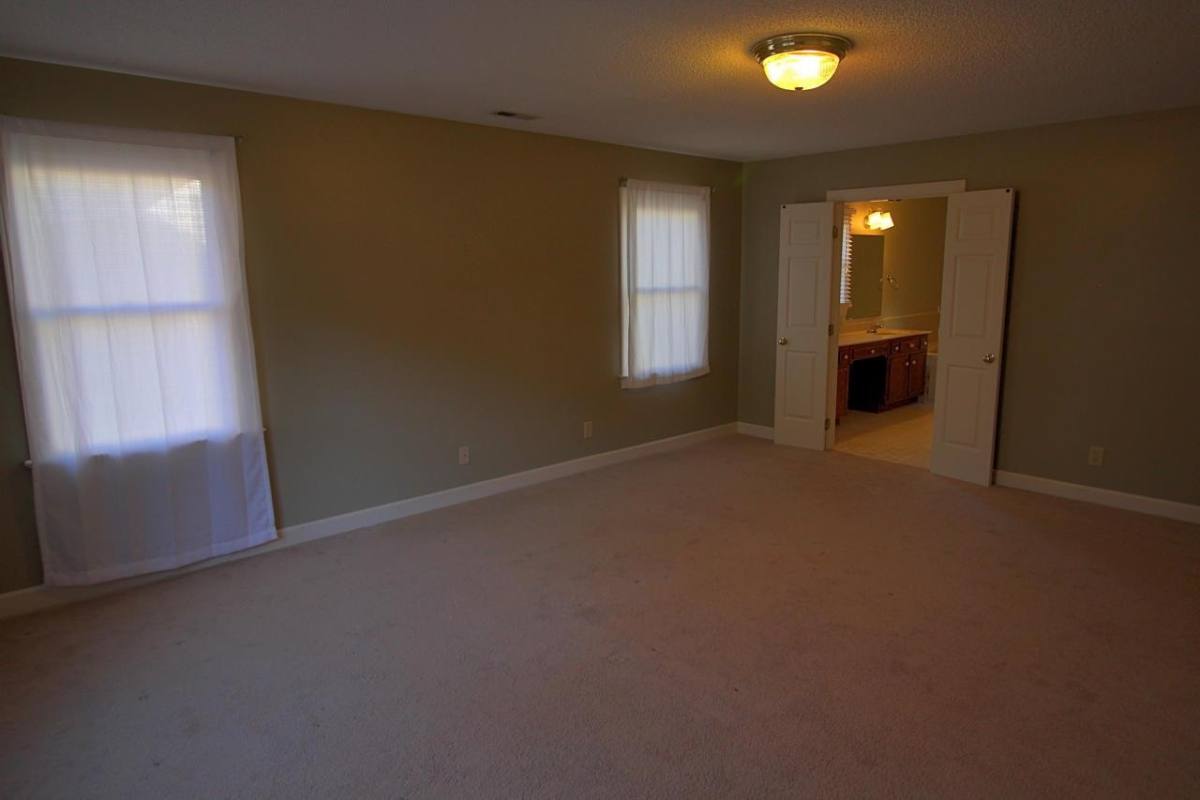 House for rent at 3425 Cottonwood Dr, Durham, NC 27707
