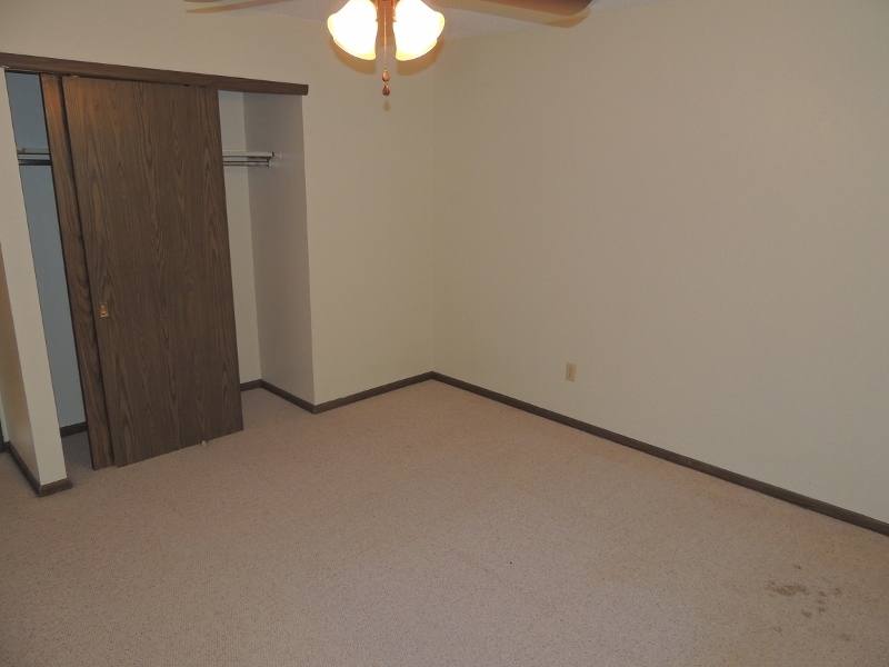 Apartment for rent at 210 S Chestnut St, North Liberty, IA 52317