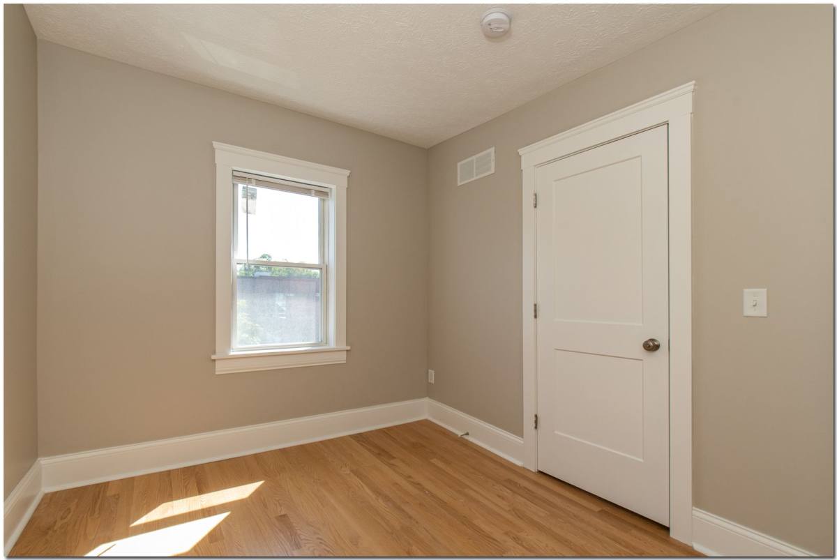 Apartment for rent at 1406 W 75 St, Cleveland, OH 44102