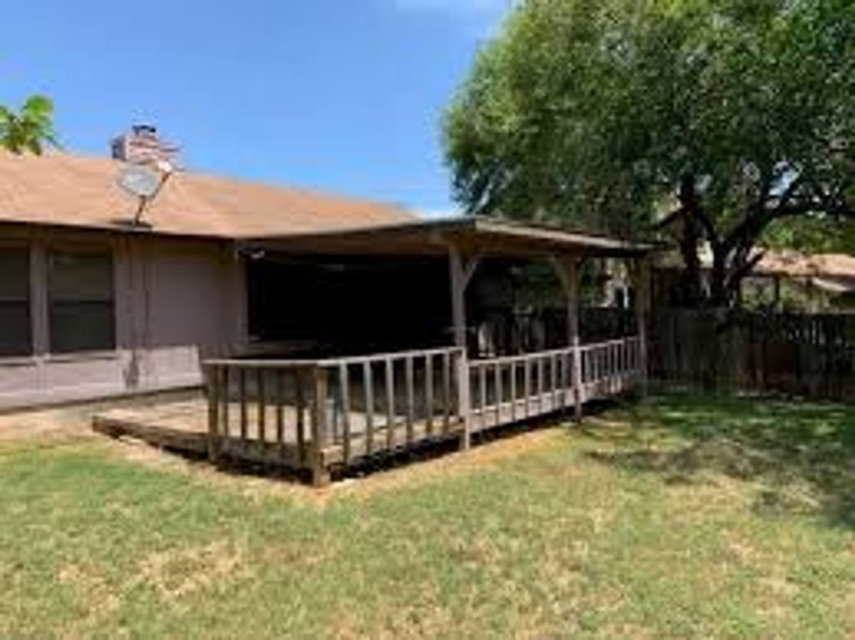 House for rent at 7728 Manassas Dr, Austin, TX 78745