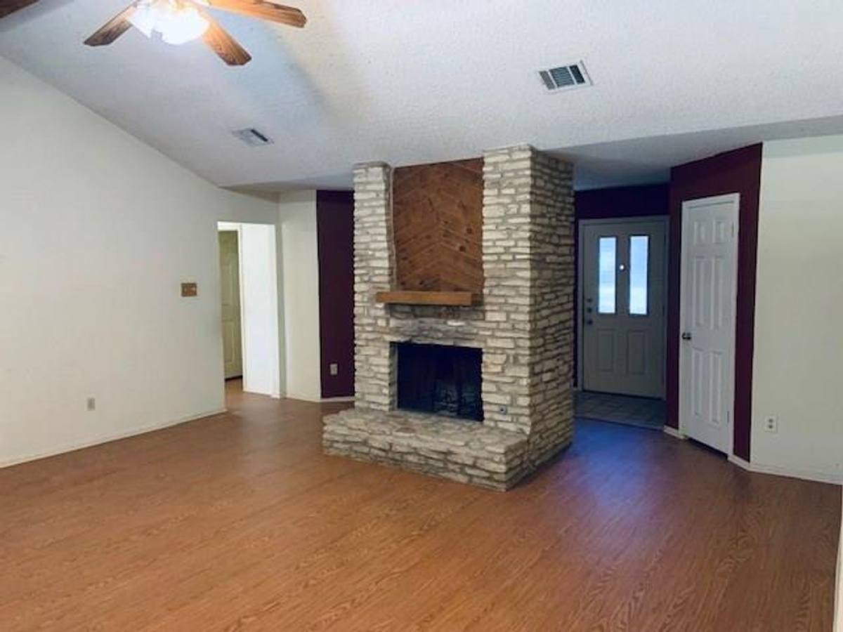 House for rent at 7728 Manassas Dr, Austin, TX 78745