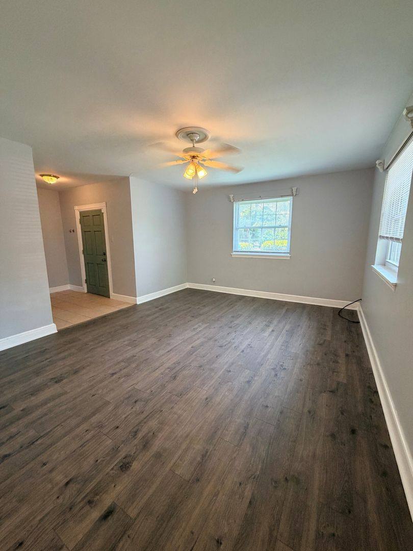 Apartment for rent at 302 Bowles Ave, Greenwood, SC 29649