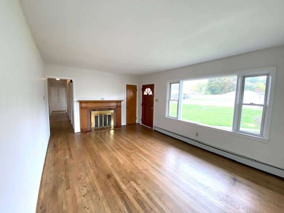 House for rent at 18427 Maugans Ave, Hagerstown, MD 21742