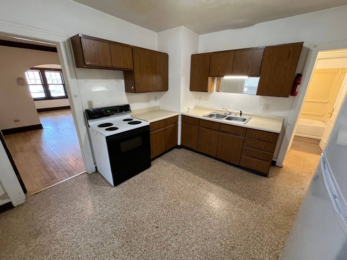 Townhouse for rent at 421-423 E 5th St, Duluth, MN 55805