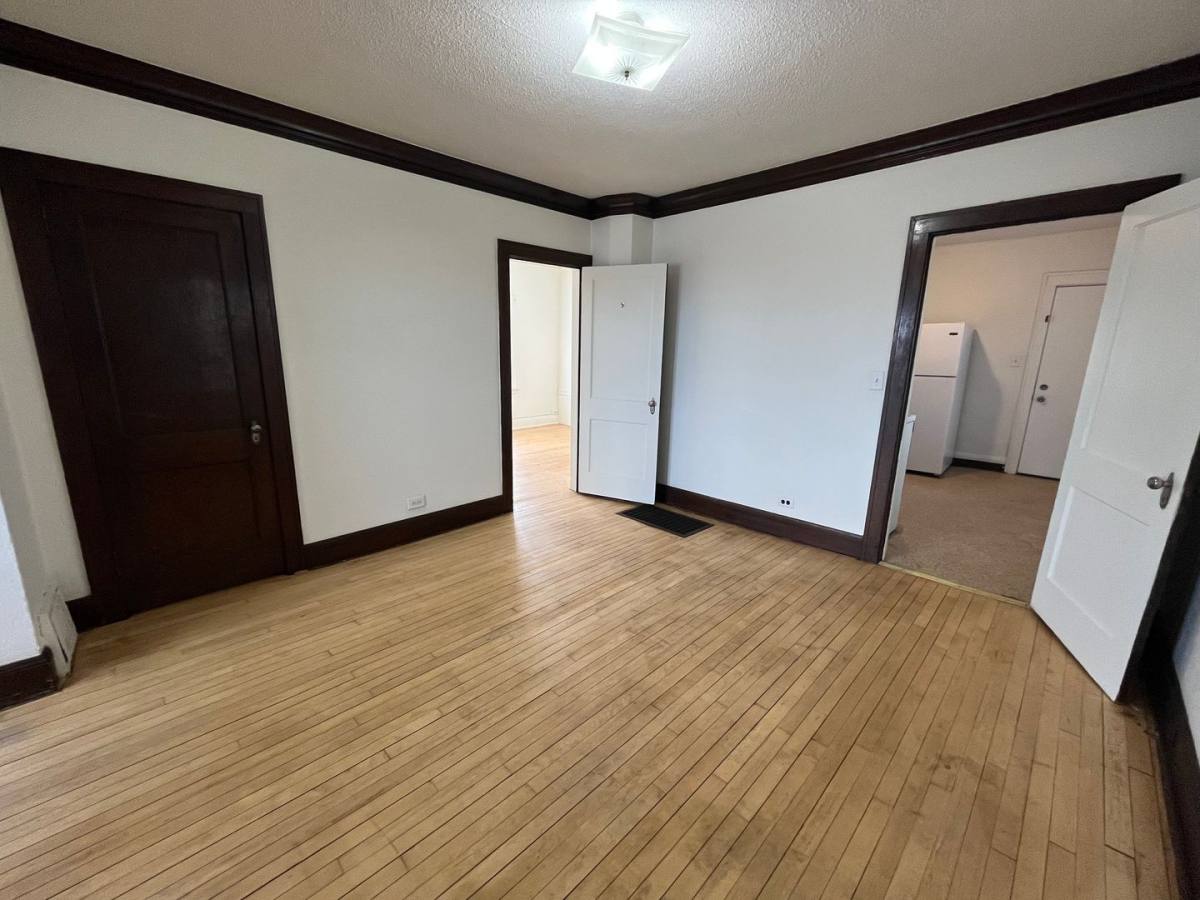 Townhouse for rent at 421-423 E 5th St, Duluth, MN 55805