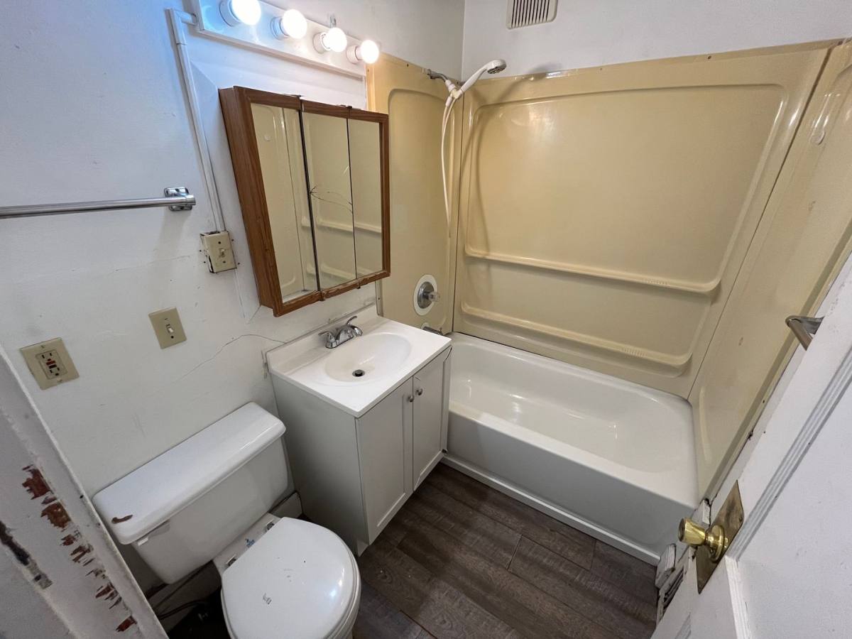 Townhouse for rent at 421-423 E 5th St, Duluth, MN 55805